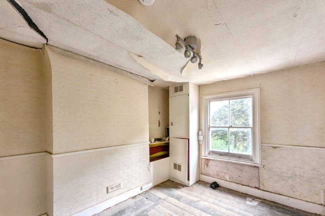 46a and 46b Bromar Road, East Dulwich London SE5 8DL 6