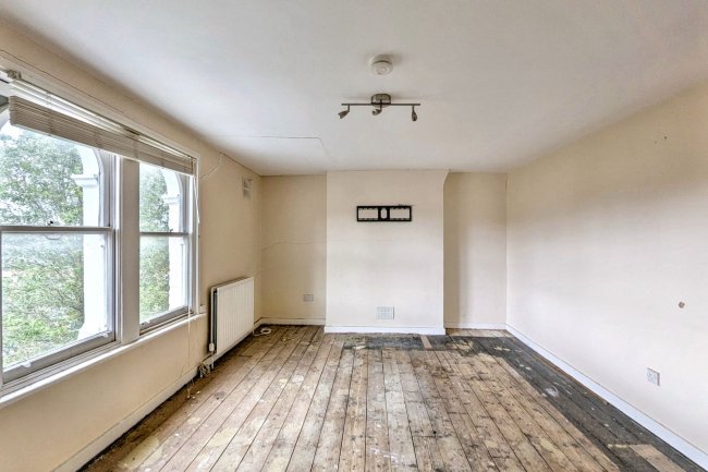 46a and 46b Bromar Road, East Dulwich London SE5 8DL 6