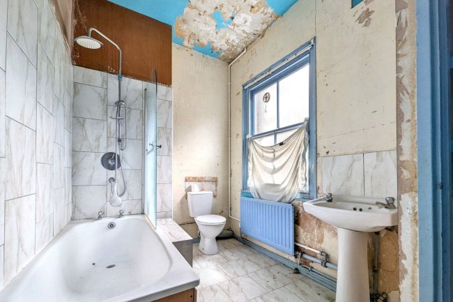 46a and 46b Bromar Road, East Dulwich London SE5 8DL 6