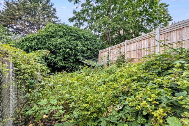 46a and 46b Bromar Road, East Dulwich London SE5 8DL 6