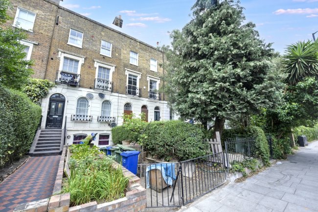 75 Peckham Road, Camberwell, London SE5 8UH 7