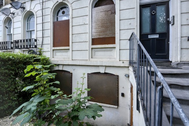 75 Peckham Road, Camberwell, London SE5 8UH 7