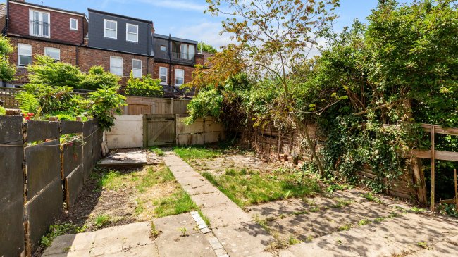 3A Jersey Road, Hanwell, London, W7 2JF 10