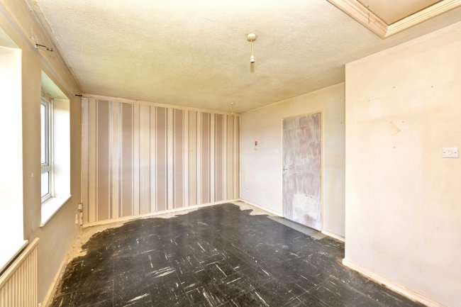 65 Plaiters Way, Bidwell, Dunstable, LU5 6JZ 1