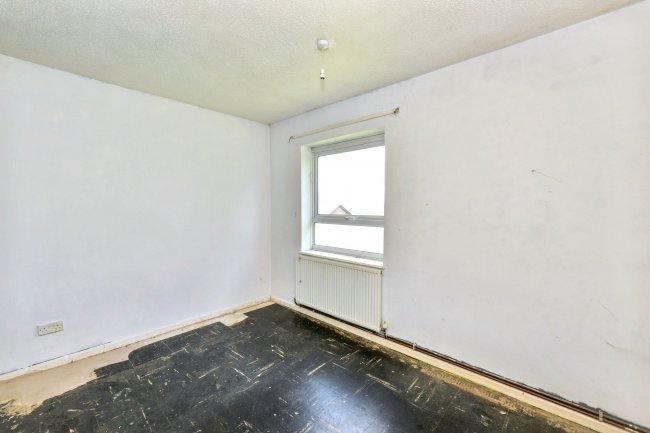 65 Plaiters Way, Bidwell, Dunstable, LU5 6JZ 1