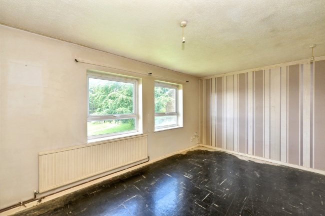 65 Plaiters Way, Bidwell, Dunstable, LU5 6JZ 1