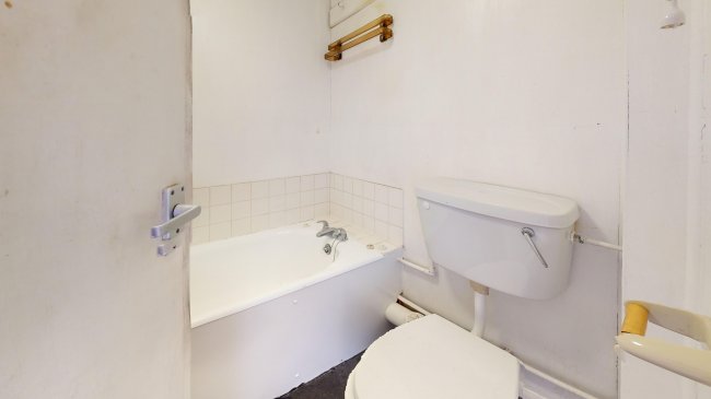 Flat 17C Bevington Road, North Kensington, London, W10 5TL 3