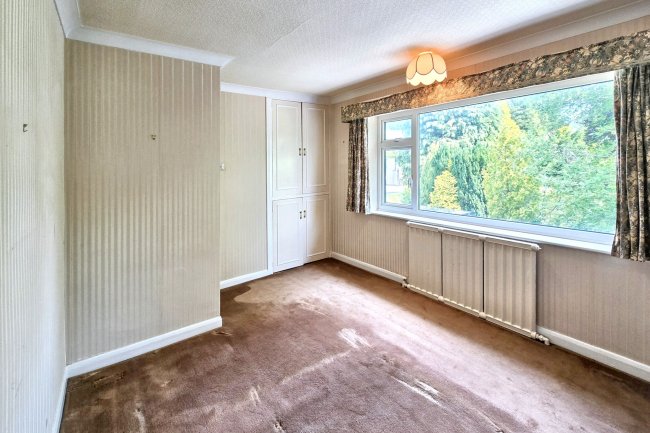 25 Westbrook Drive, Chesterfield, S40 3PQ 5