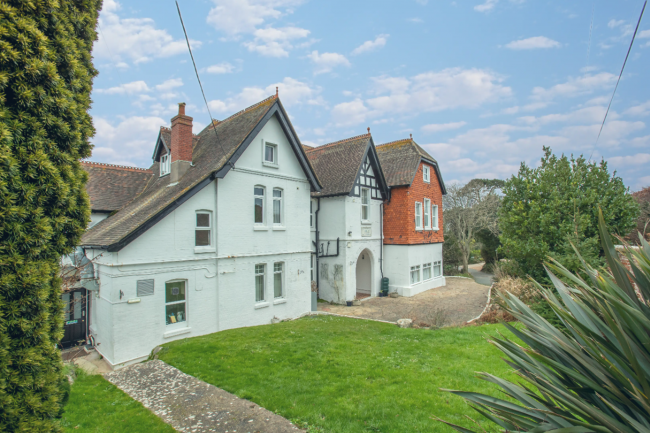 Seven Gables, York Lane, Totland Bay, Isle Of Wight PO39 0ER 8