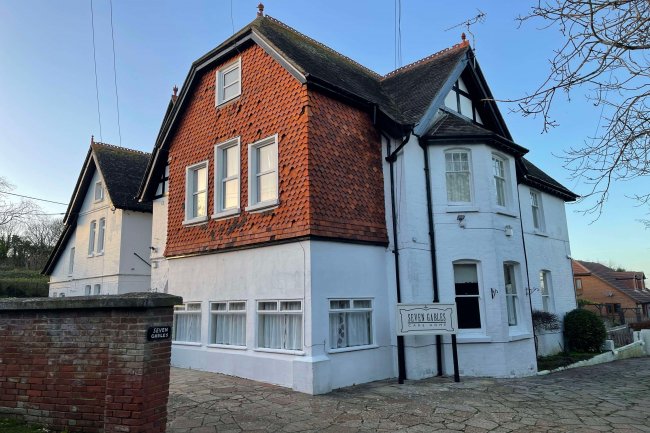 Seven Gables, York Lane, Totland Bay, Isle Of Wight PO39 0ER 8