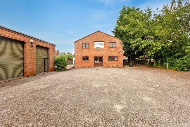 Land on the south-west side of 99 Watling Street West, Towcester NN12 6AG. 5