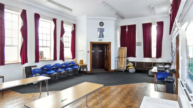 St John Ambulance, 27 Fleetgate, Barton-upon-Humber, Lincolnshire DN18 5QA 1