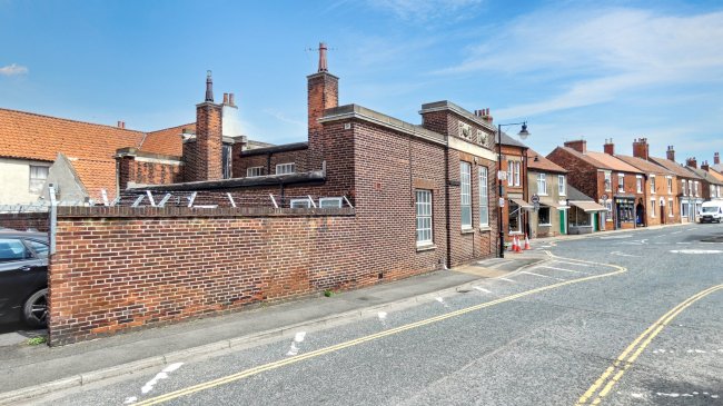 St John Ambulance, 27 Fleetgate, Barton-upon-Humber, Lincolnshire DN18 5QA 1