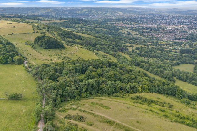 Land at Cleeve Hill, Cheltenham, GL54 4EU 4