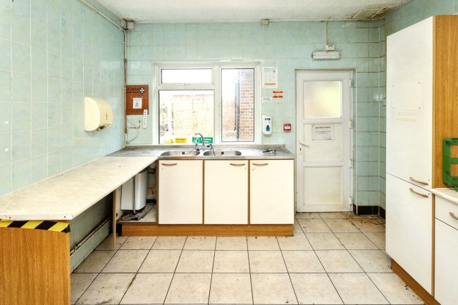 St John Ambulance, Memorial Hall, Hall Road, Northfleet, DA11 8AJ 7