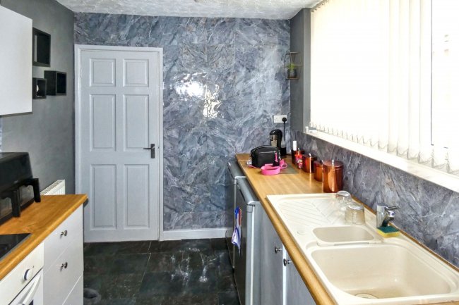 6 Ferens Villas, Rosmead Street, Hull, East Yorkshire, HU9 2TY 8