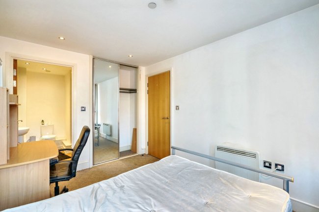 Apartment 219 Litmus Building, 195 Huntingdon Street, Nottingham NG1 3NT 2