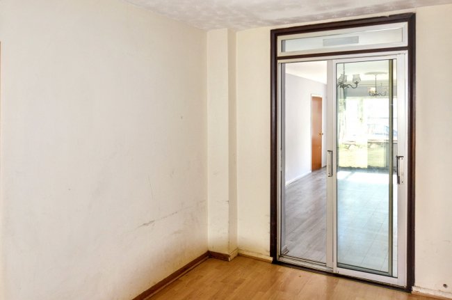 13 Langdale Avenue, Coventry, CV6 4LU 6