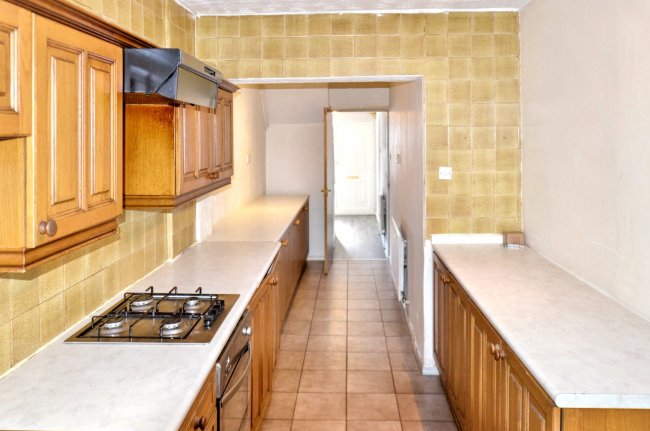 13 Langdale Avenue, Coventry, CV6 4LU 6