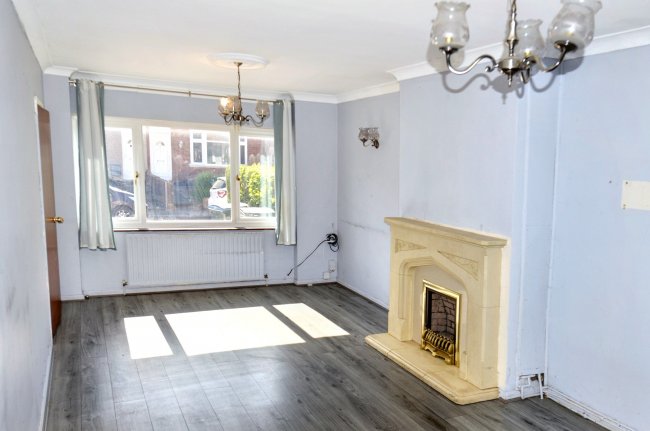 13 Langdale Avenue, Coventry, CV6 4LU 6