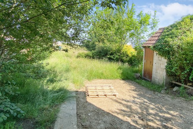 3 Seagry Hill, Sutton Benger, Wiltshire, SN15 4SA 8