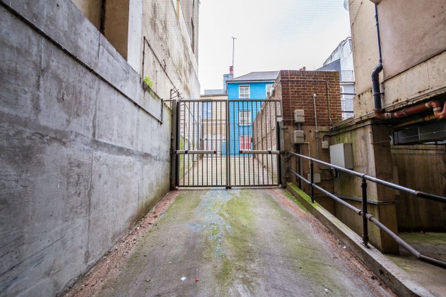 51-53 Kings Road, Brighton, BN1 1NA 10