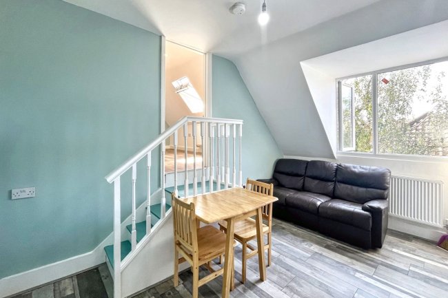 Flat 4A, 23 Burnt Ash Lane, Bromley, Kent, BR1 4DJ 1