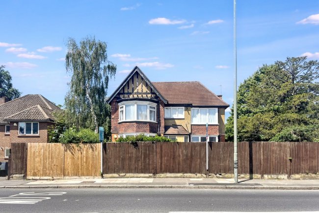 Flat 4A, 23 Burnt Ash Lane, Bromley, Kent, BR1 4DJ 1