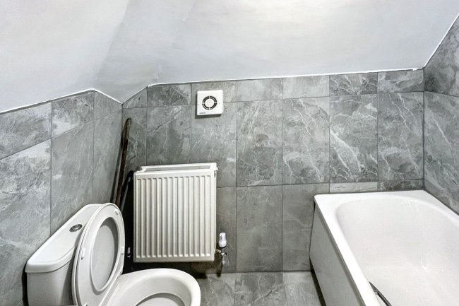 Flat 4A, 23 Burnt Ash Lane, Bromley, Kent, BR1 4DJ 1