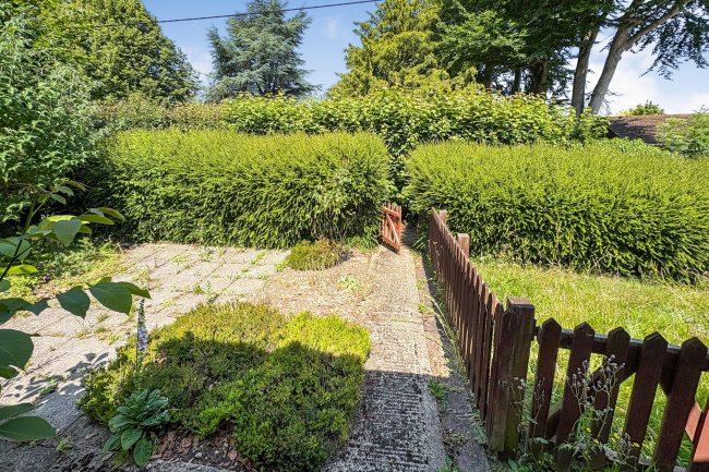 18B The Peak, Purton, Wiltshire, SN5 4AT 7