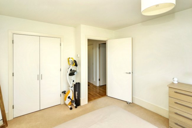 Flat 178 Northstand, Highbury Stadium, London N5 1FN 5