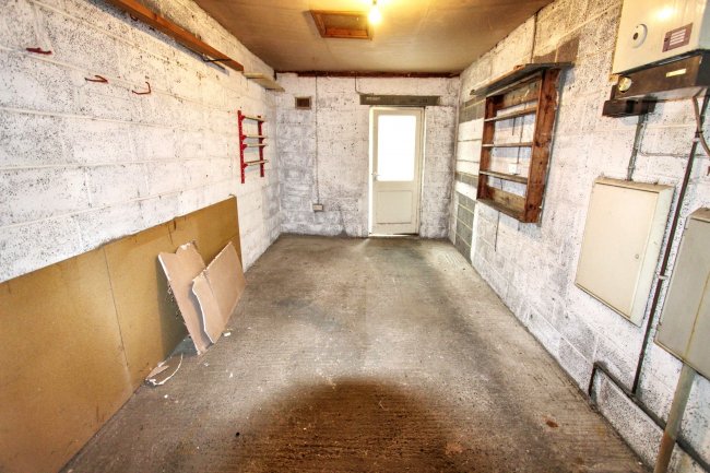 6a Woodside Lane, Grenoside, Sheffield, South Yorkshire, S35 8RW 1