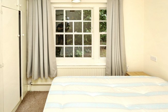 The Lodge, Corringham Court, Corringham Road, London NW11 7BU 3