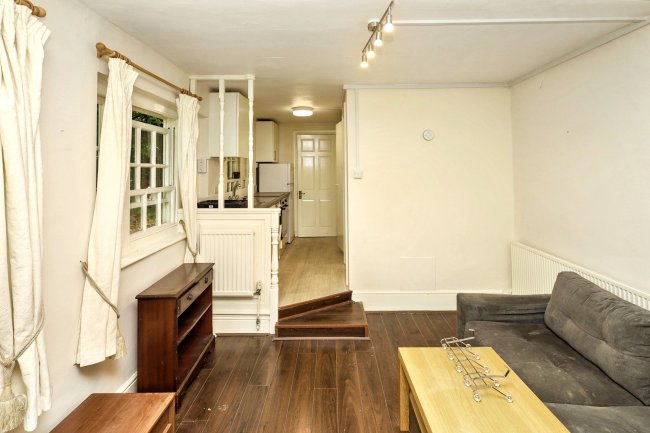 The Lodge, Corringham Court, Corringham Road, London NW11 7BU 3