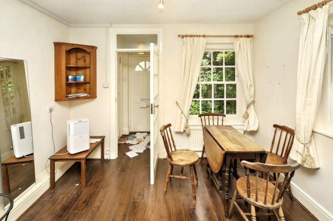 The Lodge, Corringham Court, Corringham Road, London NW11 7BU 3