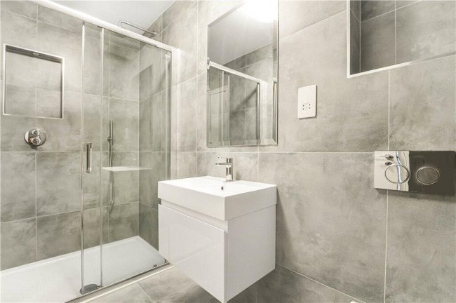 Flats 1-4, 63 High Street, South Norwood, London SE25 6EF 8