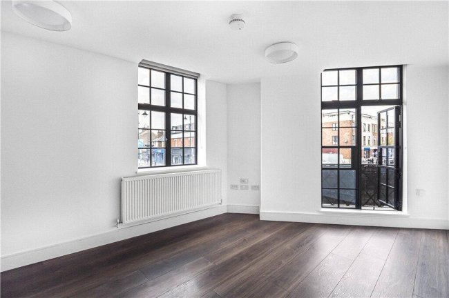 Flats 1-4, 63 High Street, South Norwood, London SE25 6EF 8