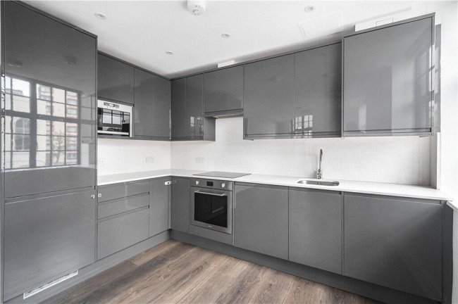 Flats 1-4, 63 High Street, South Norwood, London SE25 6EF 8