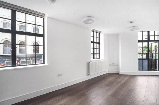 Flats 1-4, 63 High Street, South Norwood, London SE25 6EF 8