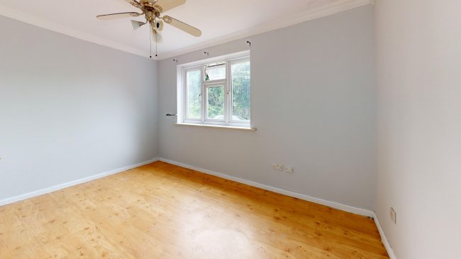 14 Sterry House, Stirling Close, Rainham, Essex, RM13 9NQ 9