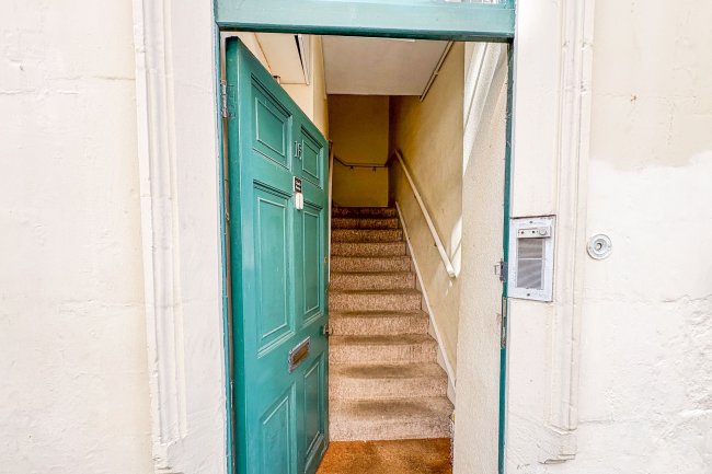 16 Old Orchard Street, Bath, BA1 1JU 9