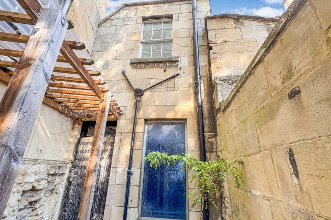 16 Old Orchard Street, Bath, BA1 1JU 9
