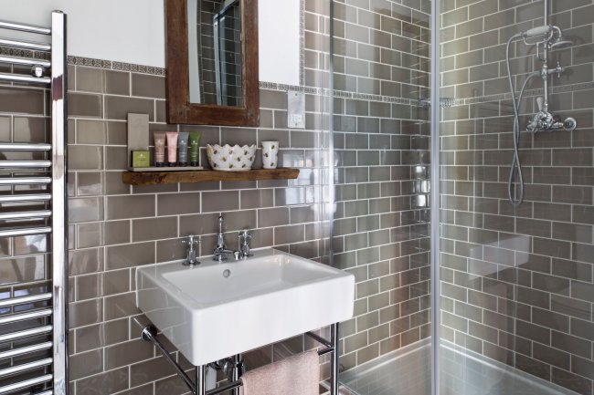 The Old Drum, 16 Chapel St, Petersfield GU32 3DP 2