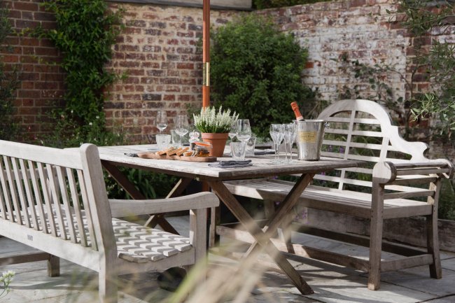 The Old Drum, 16 Chapel St, Petersfield GU32 3DP 2