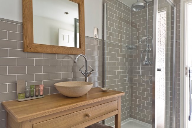 The Old Drum, 16 Chapel St, Petersfield GU32 3DP 2