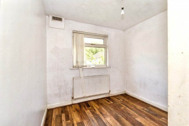 25 Westdean Crescent, Burnage, Manchester, M19 1GB 10