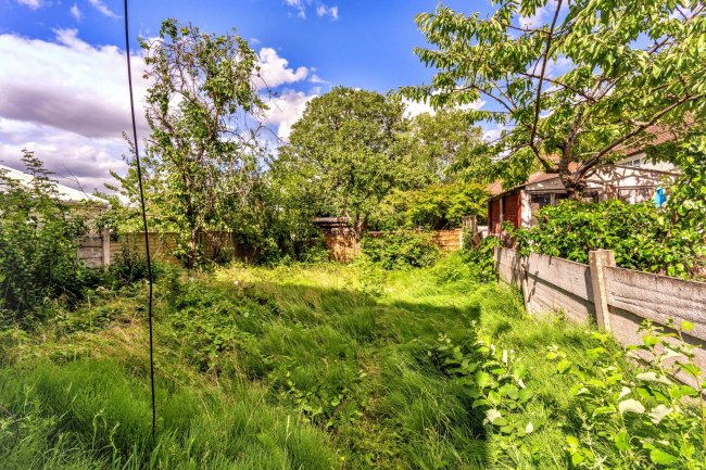 25 Westdean Crescent, Burnage, Manchester, M19 1GB 10