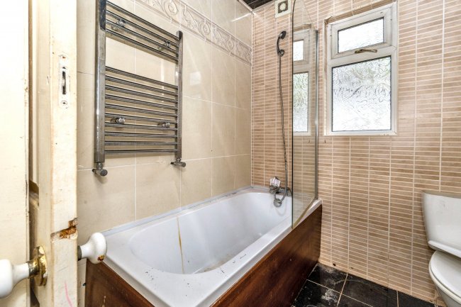 25 Westdean Crescent, Burnage, Manchester, M19 1GB 10