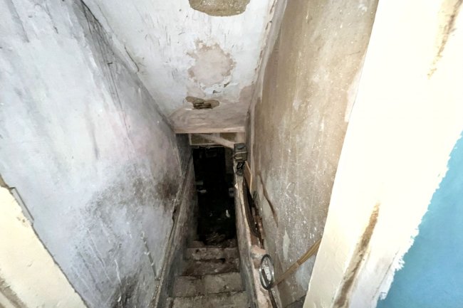 21 Garfield Road, Battersea, London SW11 5PL 2