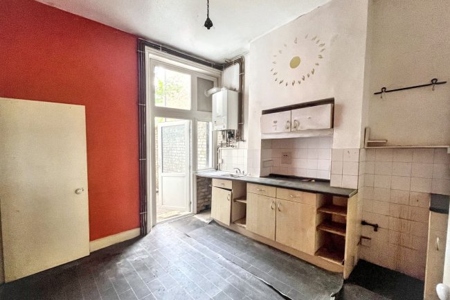 21 Garfield Road, Battersea, London SW11 5PL 2